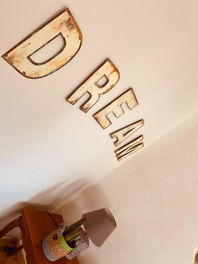 Chambres D'Hotes Domaine Saint-Joly Lasbordes Zewnętrze zdjęcie
