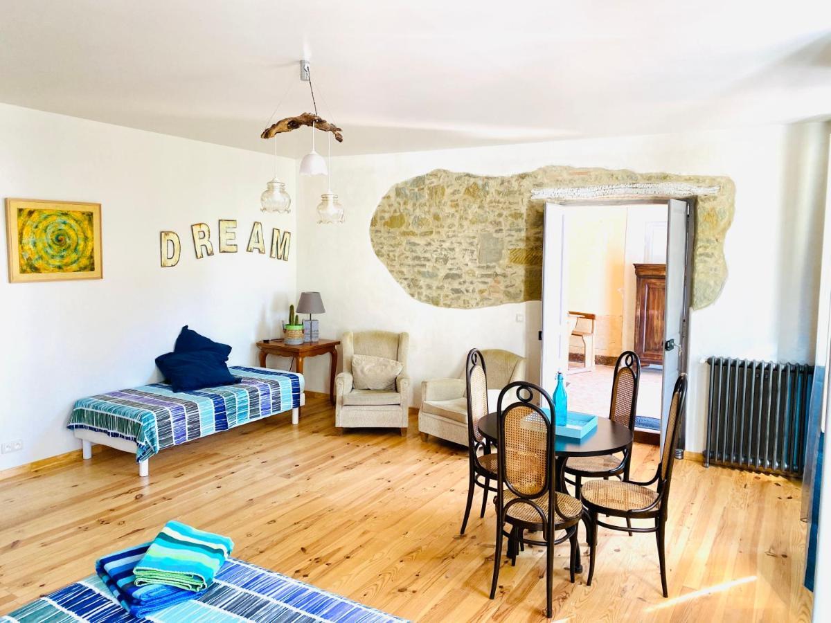 Chambres D'Hotes Domaine Saint-Joly Lasbordes Zewnętrze zdjęcie